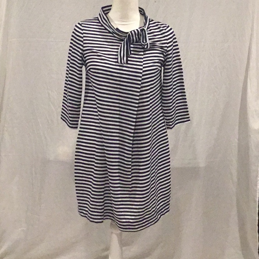 B2) New never been worn vineyard vines dress - Picture 1 of 8